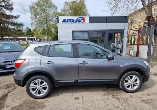 Nissan Qashqai cena 37900 przebieg: 201800, rok produkcji 2011 z Czersk małe 154